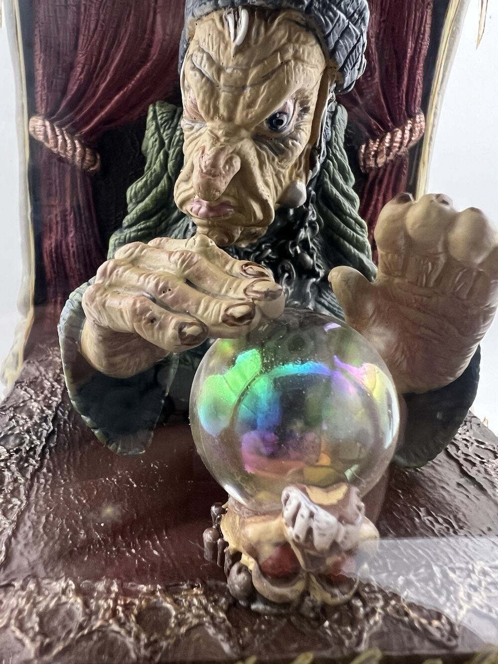 Mezco Dark 2003 Carnival Vintage Fortune Teller Booth Display w/ Crystal Ball